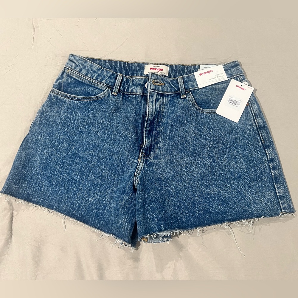 Wrangler Vintage High-Rise 4” Short